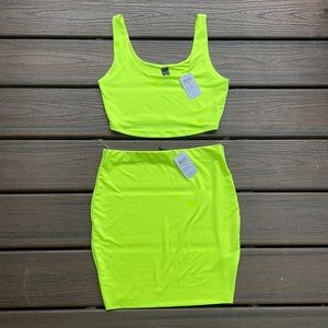 NWT Windsor 2 piece outfit Size Small